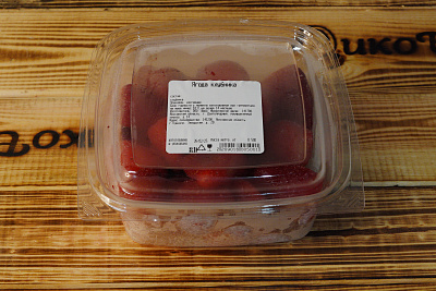 Превью Клубника быстрозамороженная 500 г