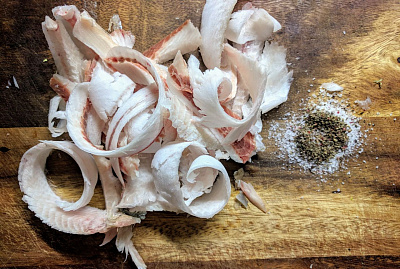 Превью Муксун свежемороженый (0,7-1 кг)